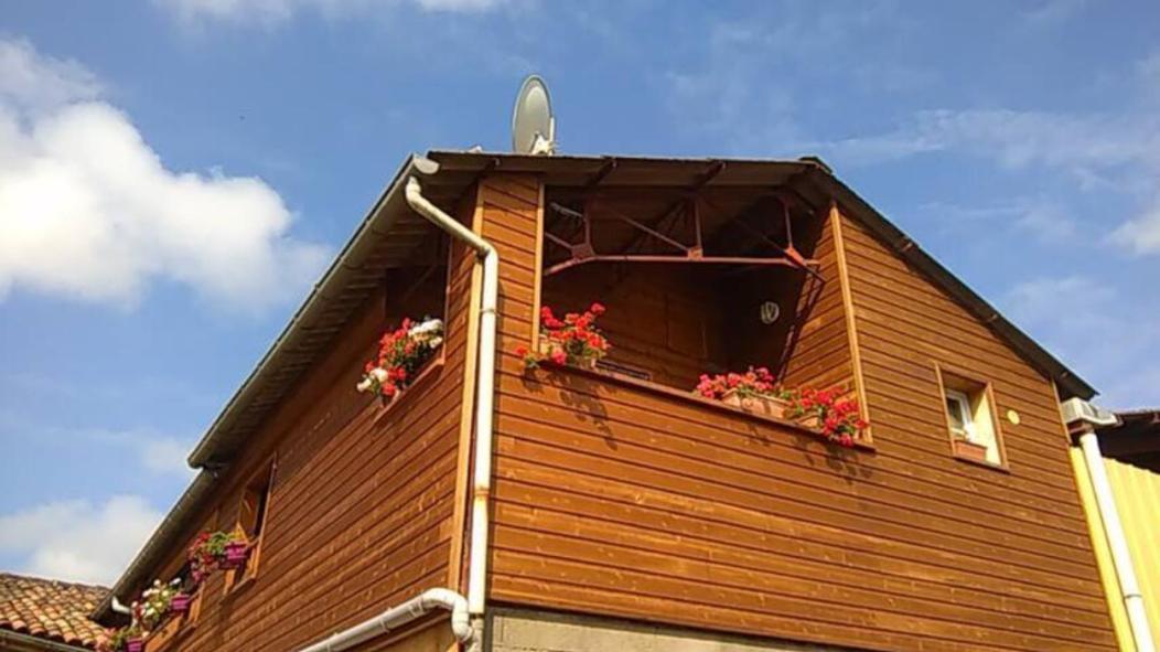 Gite A La Ferme Montesquieu-Avantes Exterior photo